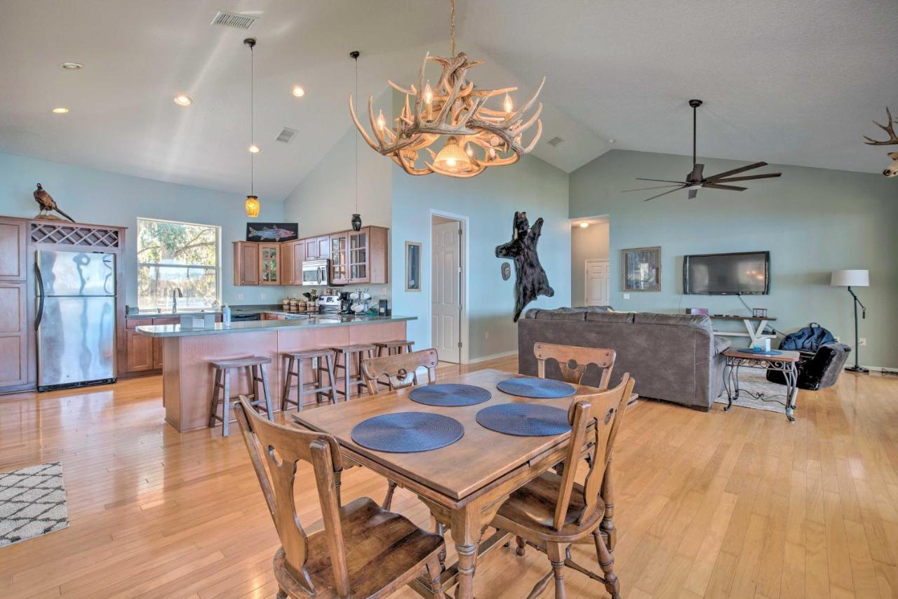 Lakefront Crystal River Home With Private Dock! Екстериор снимка